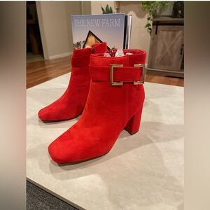 Women’s Syztsho Red Suede Heeled Bootie’s 
size 6.5